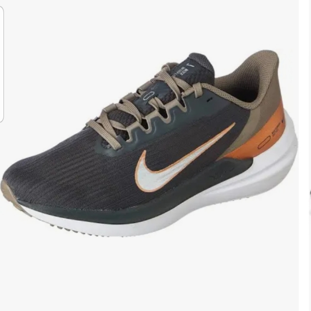Womens sneaker
